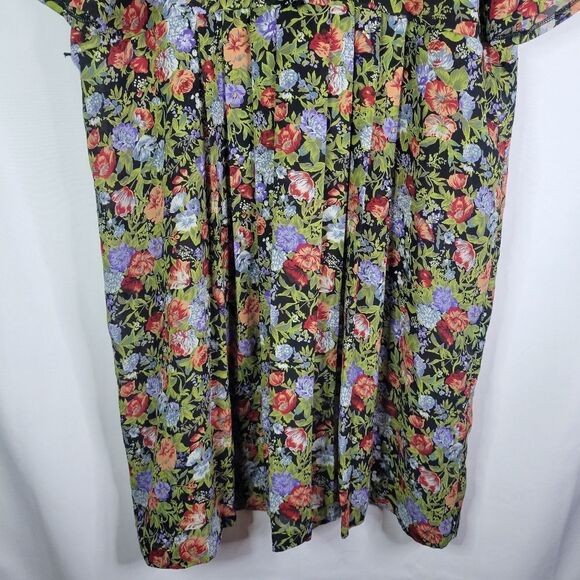 Stitches The Dress Co Vintage Floral Semi Button-Up Midi Dress - Picture 8 of 12